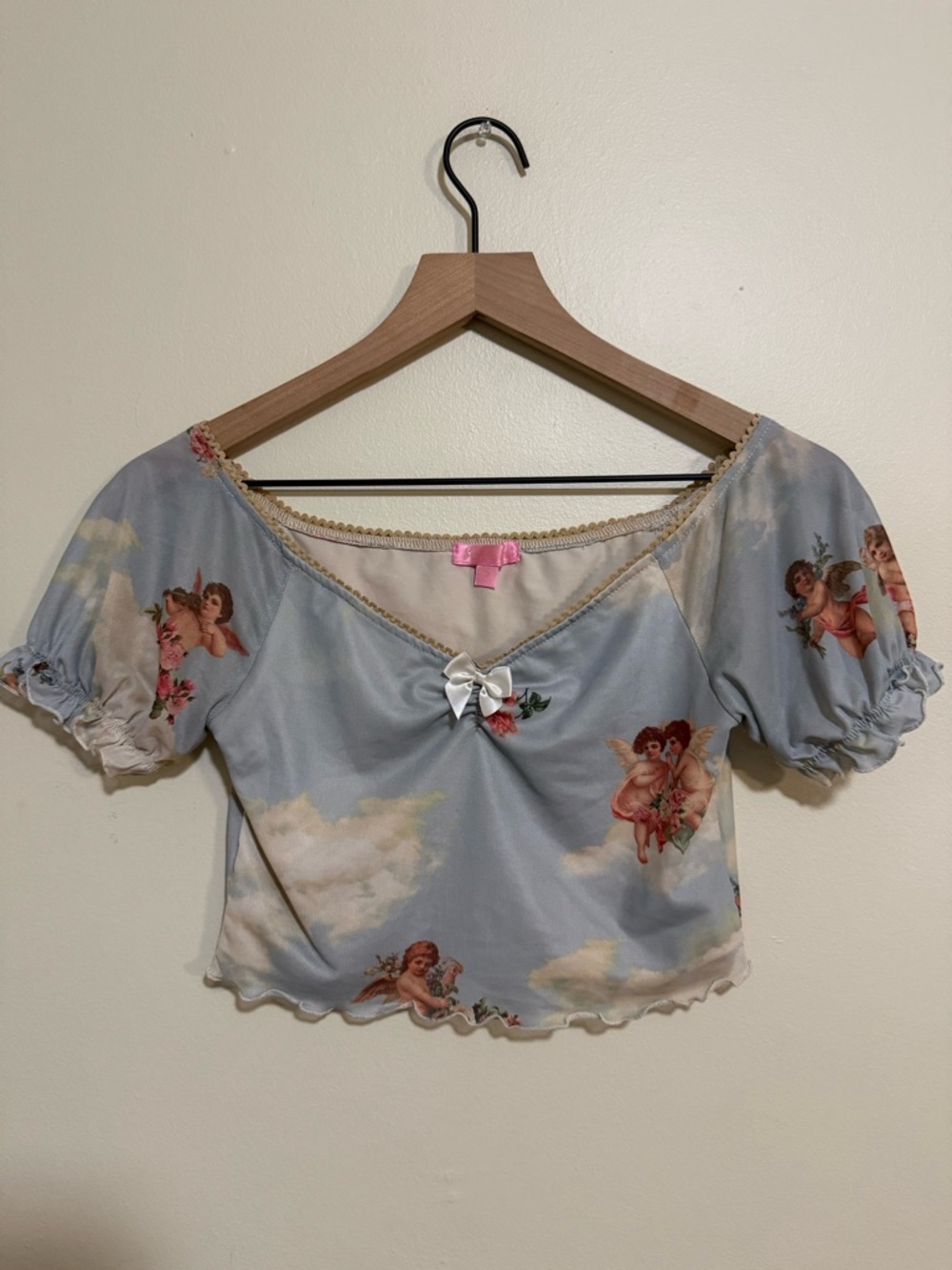 Sugar Thrillz Y2K Gorgeous‎ Sky Blue Cherub Print Puff Sleeve Crop Top